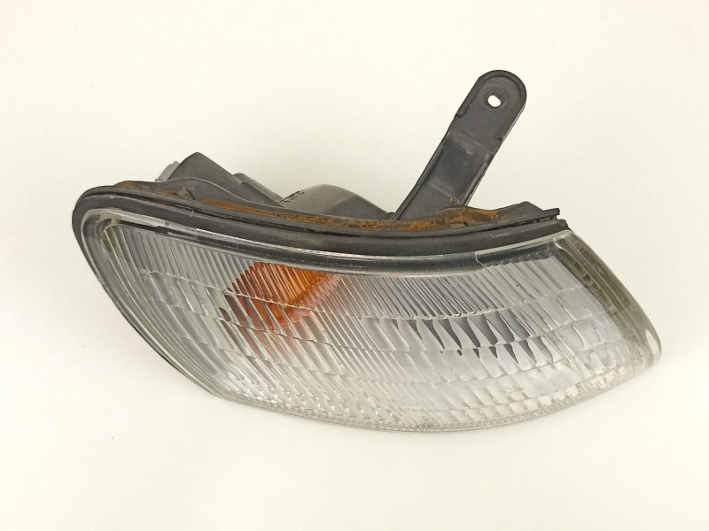 Recambio de piloto delantero derecho para toyota carina e vi (_t19_) 1.6 (at190) referencia OEM IAM 8151005010  