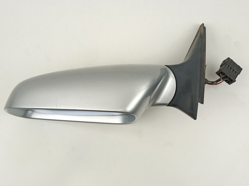 Recambio de retrovisor izquierdo para audi a4 1.9 tdi referencia OEM IAM 8D1858531C  