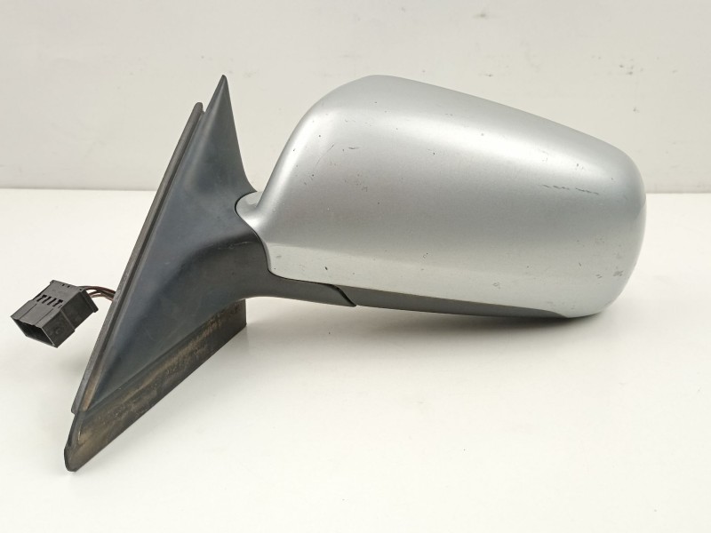 Recambio de retrovisor izquierdo para audi a4 1.9 tdi referencia OEM IAM 8D1858531C  