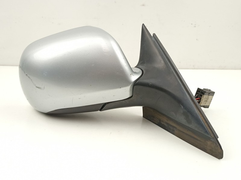 Recambio de retrovisor derecho para audi a4 avant (b5) 1.8 20v turbo referencia OEM IAM 8D1858532C  