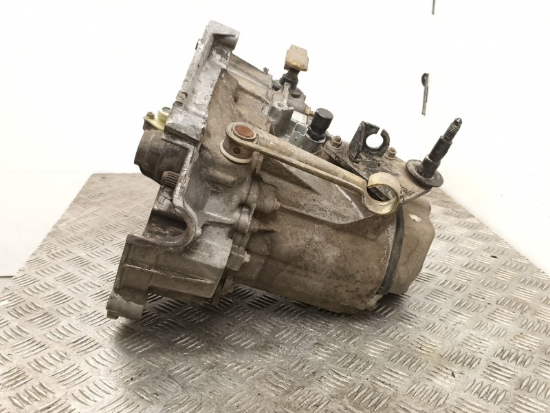 Recambio de caja cambios 5v gasolina para peugeot 206 berlina xr referencia OEM IAM 20CE89  
