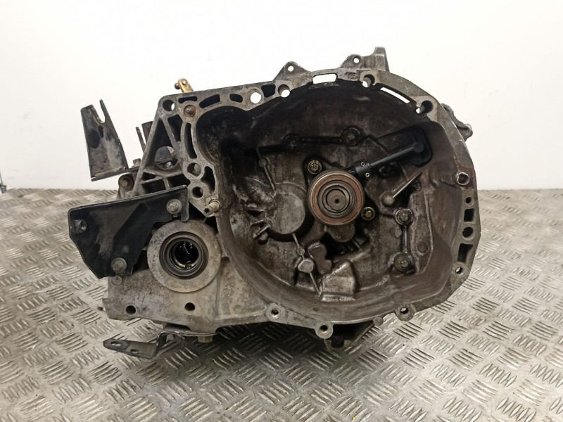 Recambio de caja cambios 5v turbo diesel para nissan micra (k12e) visia referencia OEM IAM JH3140  