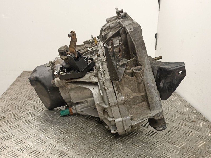 Recambio de caja cambios 5v turbo diesel para nissan micra (k12e) visia referencia OEM IAM JH3140  