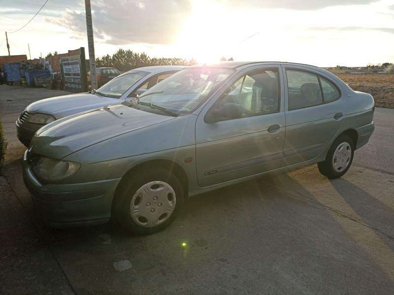 renault megane i classic (la0) del año 1997