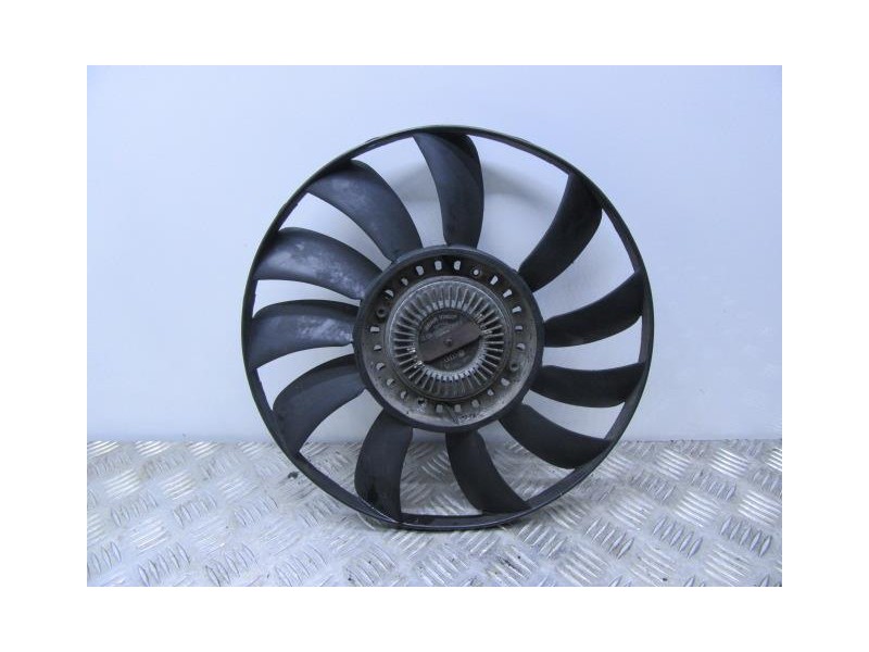Recambio de ventilador viscoestatic : audi a4 : 1.9 tdi (115,57cv) [2000] para audi a4 1.9 tdi referencia OEM IAM 06B121347  