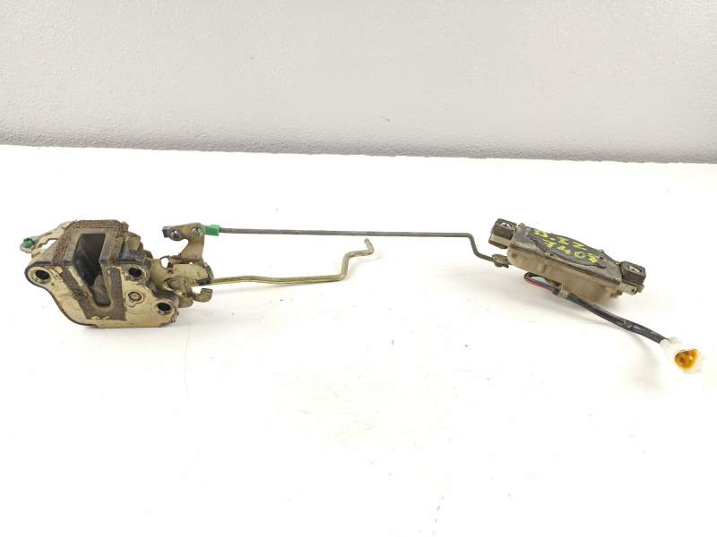 Recambio de cerradura puerta delantera izquierda para opel monterey 3.1 turbodiesel referencia OEM IAM 8943586512  