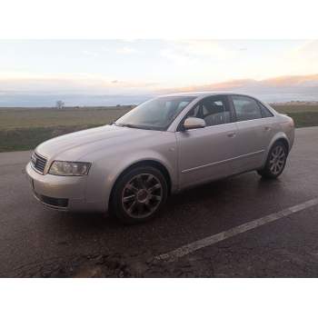 AUDI A4 B6 (8E2) de desguace