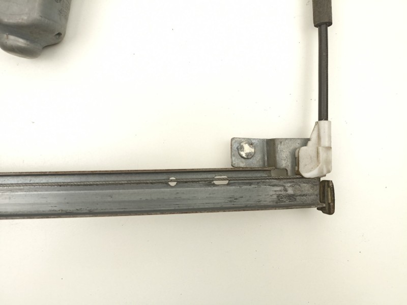 Recambio de elevalunas delantero derecho para citroën xantia 2.0 g referencia OEM IAM 9222F6  