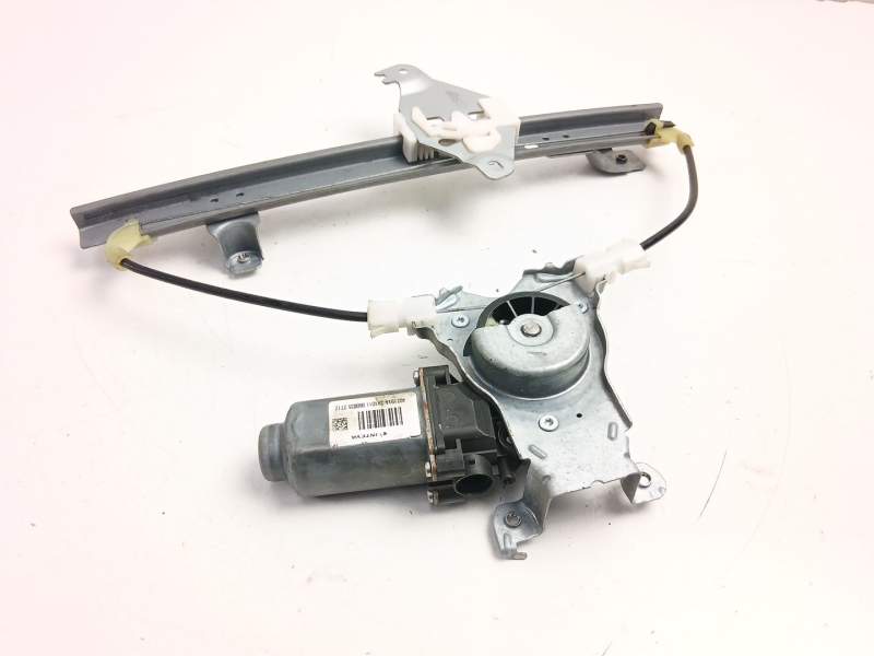Recambio de elevalunas trasero izquierdo para nissan qashqai i (j10, nj10) 1.6 referencia OEM IAM 82701JD400  