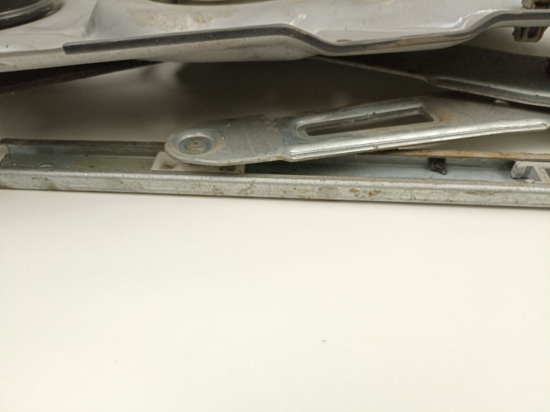 Recambio de elevalunas delantero derecho para hyundai trajet (fo) 2.0 crdi referencia OEM IAM 824803A000  