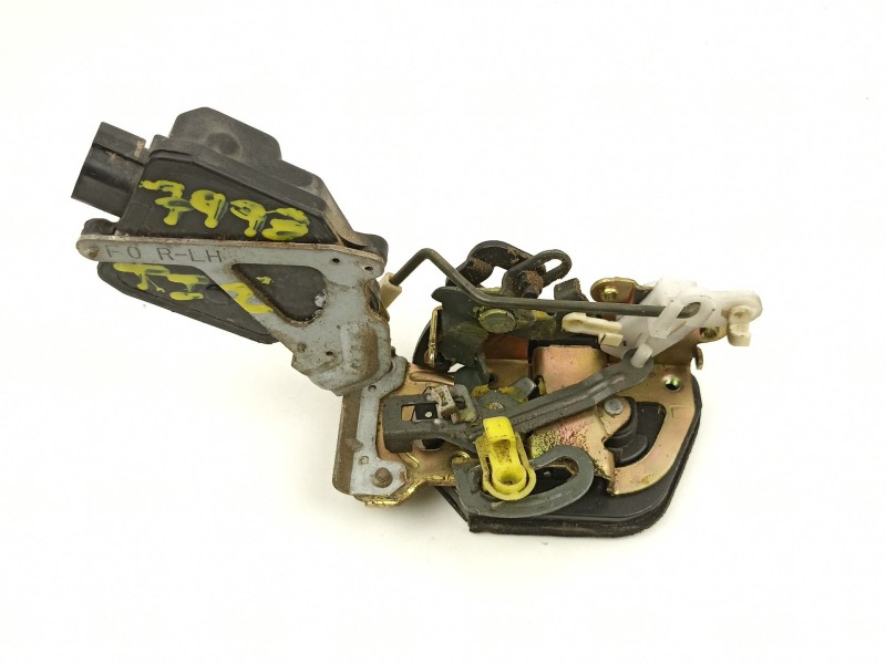 Recambio de cerradura puerta trasera izquierda para hyundai trajet (fo) 2.0 crdi referencia OEM IAM 814103A000  