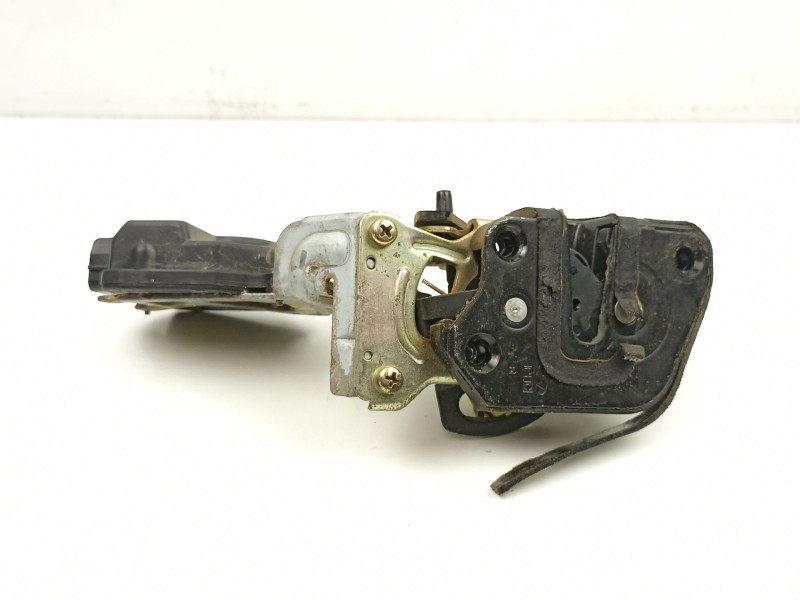 Recambio de cerradura puerta trasera derecha para hyundai trajet (fo) 2.0 crdi referencia OEM IAM 814203A000  