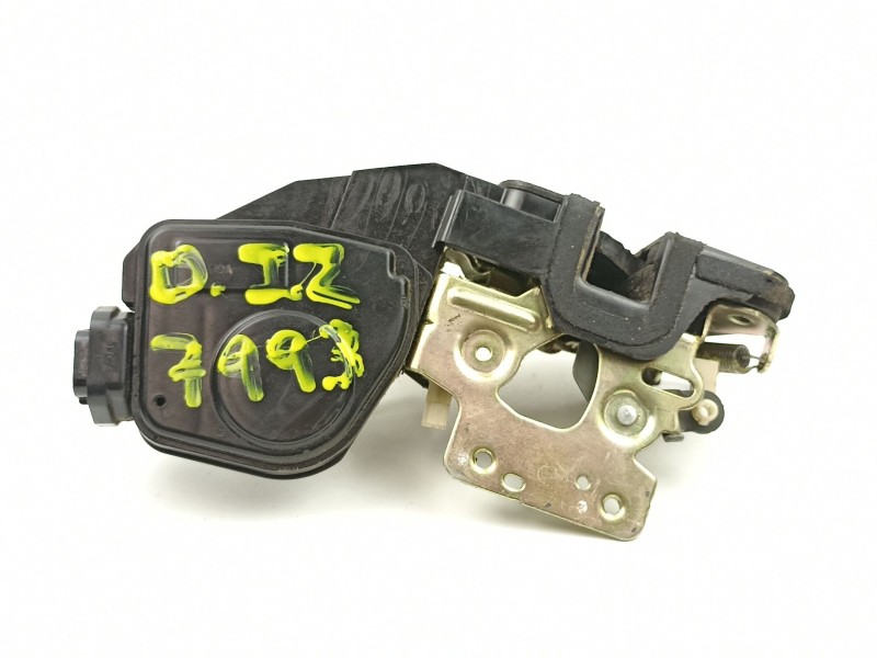 Recambio de cerradura puerta delantera izquierda para hyundai trajet (fo) 2.0 crdi referencia OEM IAM 813103A000  