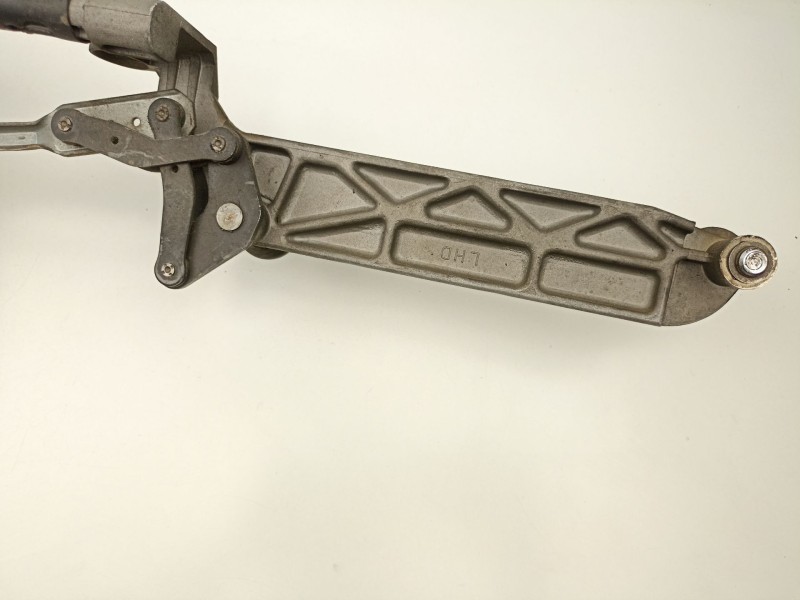 Recambio de motor limpia delantero para hyundai trajet (fo) 2.0 crdi referencia OEM IAM 981103A000  981503A000