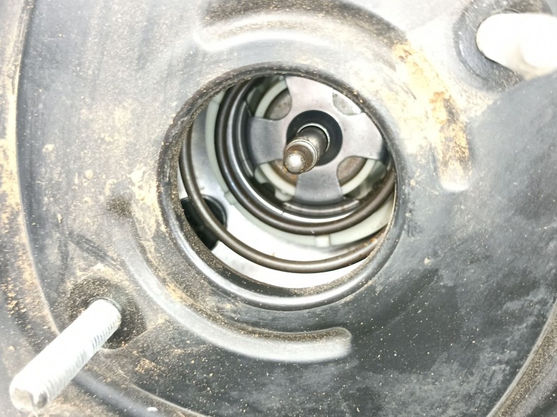 Recambio de servofreno para citroën berlingo 1.6 hdi referencia OEM IAM 9681268480  4535AW