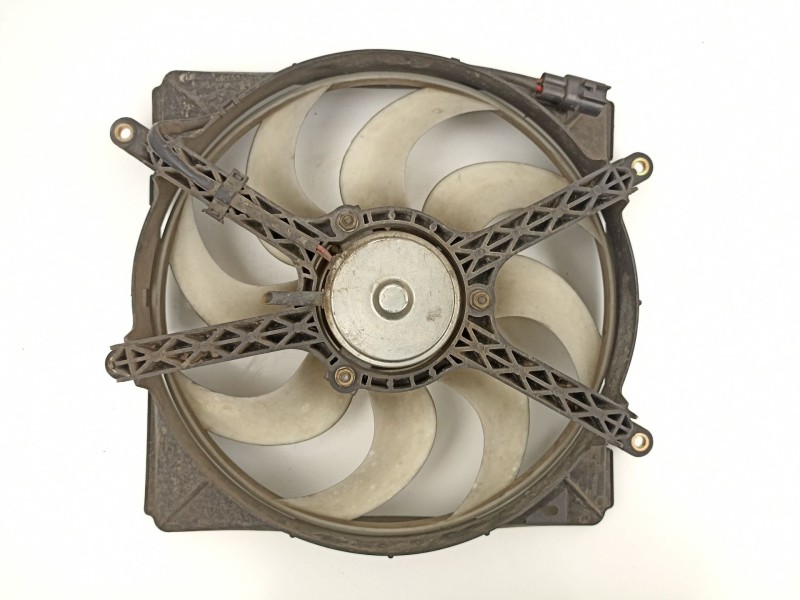 Recambio de electroventilador para toyota carina e vi (_t19_) 1.6 (at190) referencia OEM IAM 1671102060 0130107278 