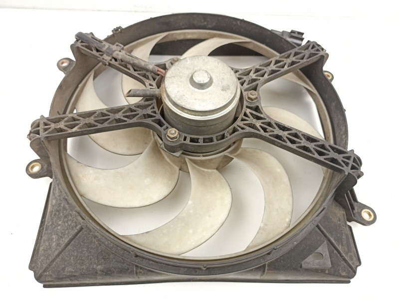 Recambio de electroventilador para toyota carina e vi (_t19_) 1.6 (at190) referencia OEM IAM 1671102060 0130107278 