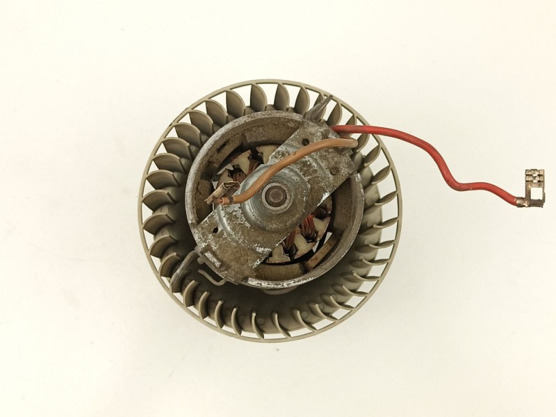 Recambio de motor calefaccion para opel calibra 2.0 g referencia OEM IAM 1845021 1BB52 