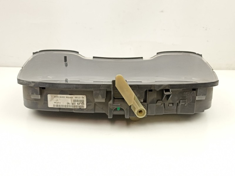 Recambio de cuadro instrumentos para opel astra 1.7 td referencia OEM IAM DQ09228743 351177000 