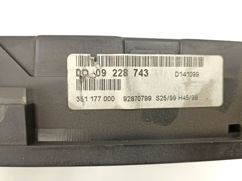 Recambio de cuadro instrumentos para opel astra 1.7 td referencia OEM IAM DQ09228743 351177000 