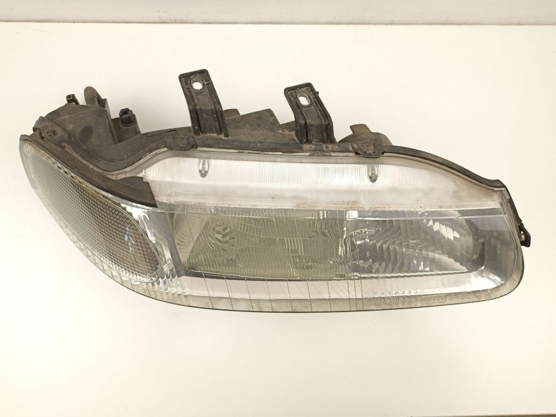 Recambio de faro derecho para rover 416 1.6 g referencia OEM IAM XBC103560  