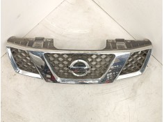 Recambio de rejilla para nissan pathfinder (r51) 2.5 dci chrome referencia OEM IAM 62310EB400   2