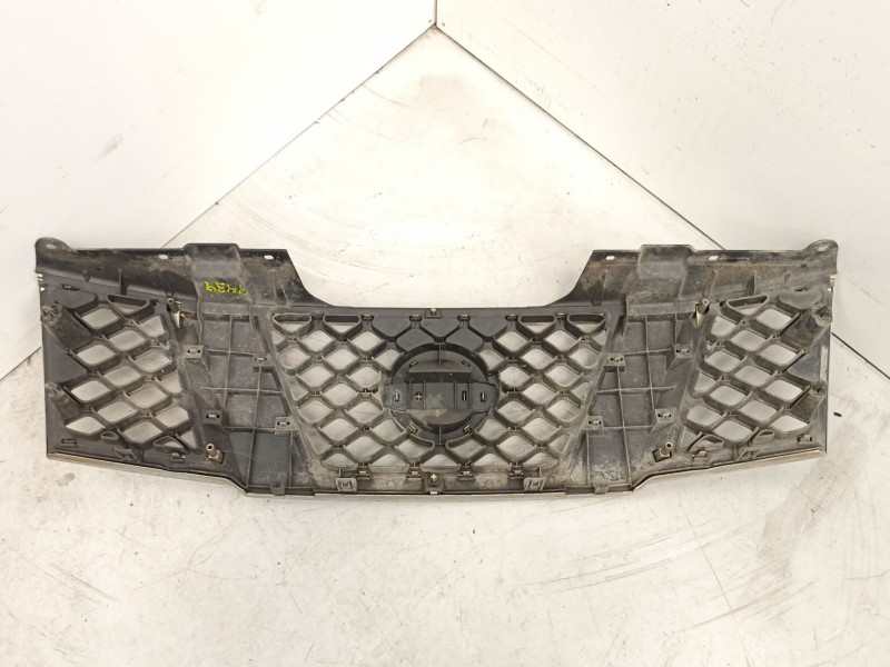 Recambio de rejilla para nissan pathfinder (r51) 2.5 dci chrome referencia OEM IAM 62310EB400  