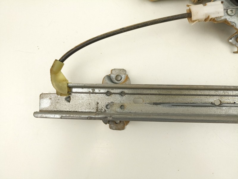 Recambio de elevalunas trasero derecho para nissan pathfinder (r51) 2.5 dci chrome referencia OEM IAM 82720EB31B  