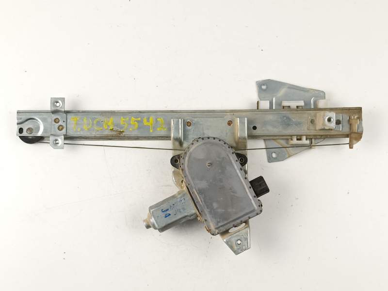 Recambio de elevalunas trasero derecho para mitsubishi montero 3.2 did referencia OEM IAM MR523514 MR436870 0620200640
