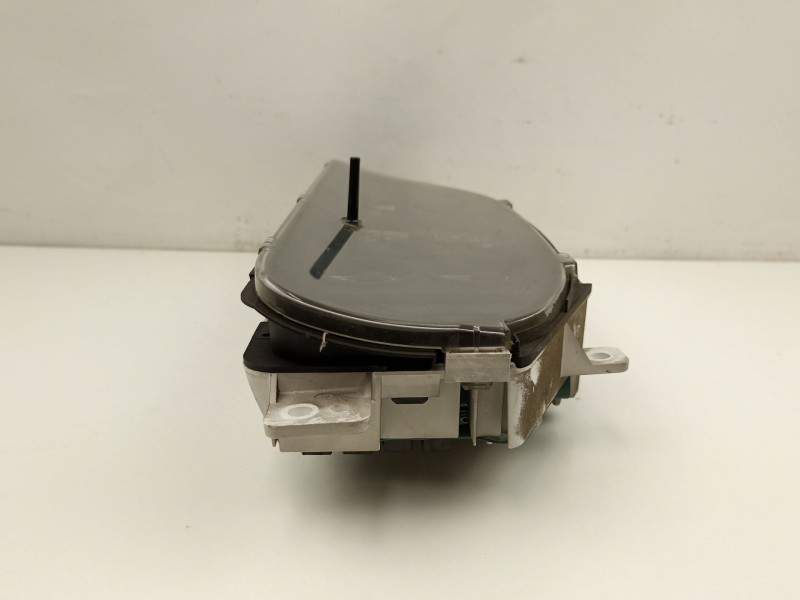 Recambio de cuadro instrumentos para mazda 323 f v (ba) 1.8 16v (ba8p) referencia OEM IAM BD7K55430  