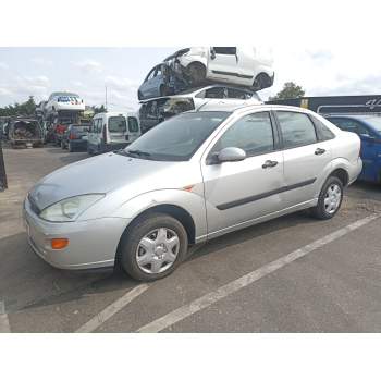 FORD FOCUS Sedán (DFW) de desguace