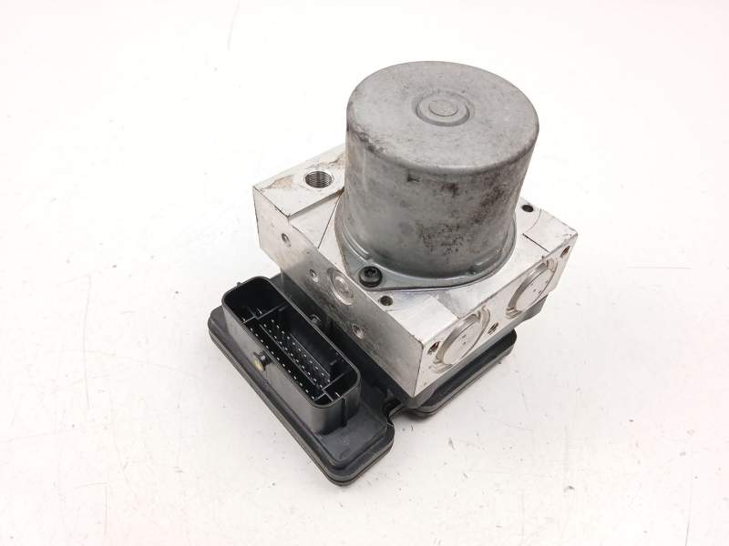 Recambio de abs para hyundai i20 i (pb, pbt) 1.1 crdi referencia OEM IAM 589101J270  