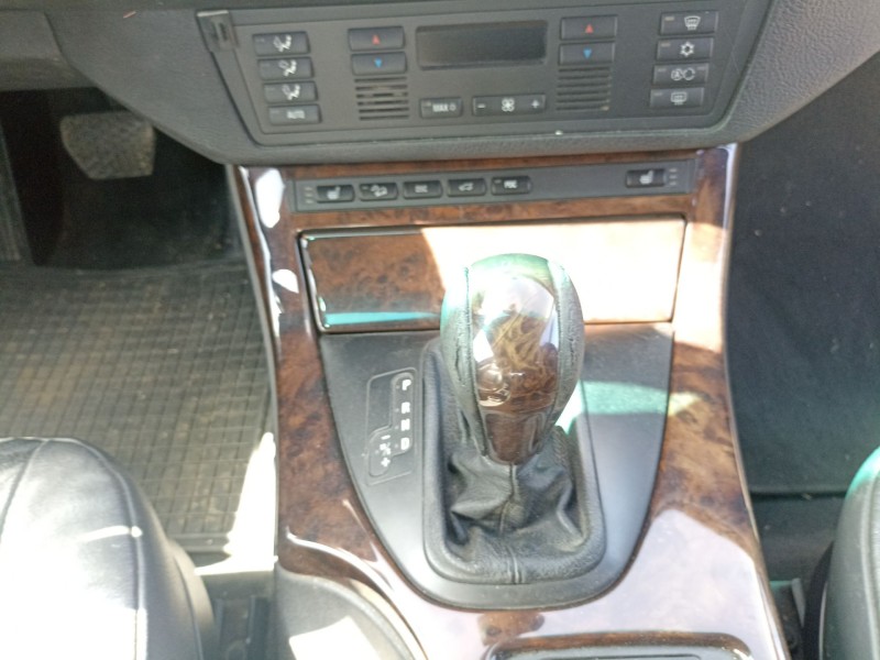 bmw x5 (e53) del año 2001
