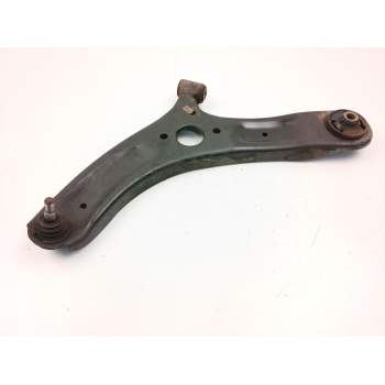 BRAZO SUSPENSION INFERIOR DELANTERO IZQUIERDO 545001J700 