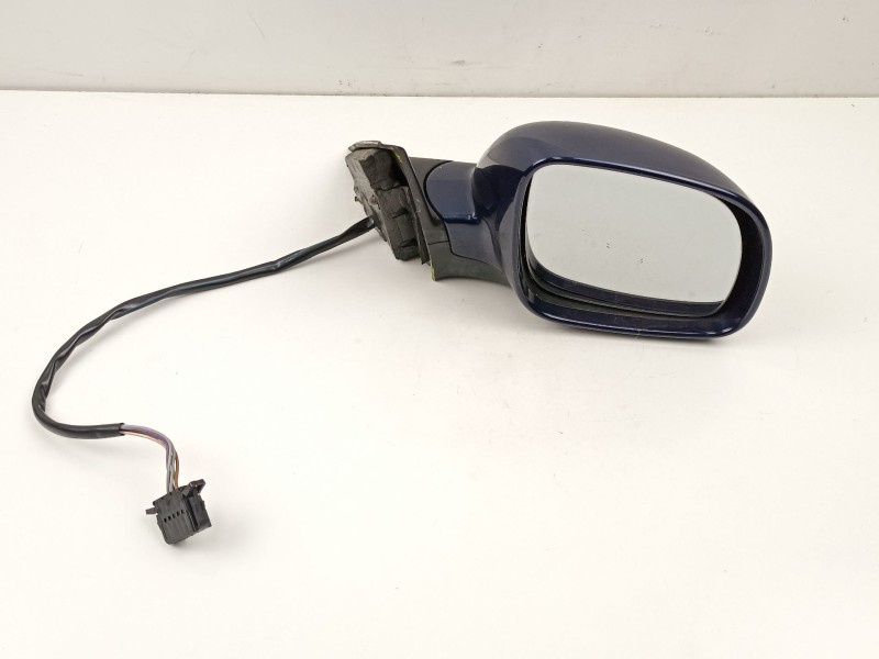Recambio de retrovisor derecho para volkswagen passat b5 (3b2) 1.9 tdi referencia OEM IAM 3B1857508  
