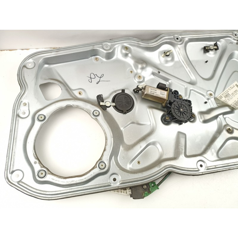 Recambio de elevalunas delantero derecho para fiat stilo multi wagon (192_) 1.9 jtd referencia OEM IAM 46831652  468102230