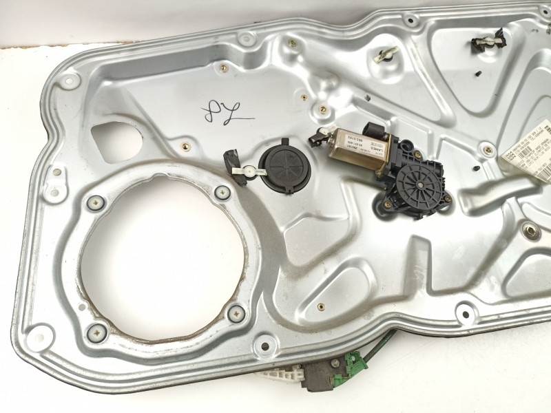 Recambio de elevalunas delantero derecho para fiat stilo multi wagon (192_) 1.9 jtd referencia OEM IAM 46831652  468102230