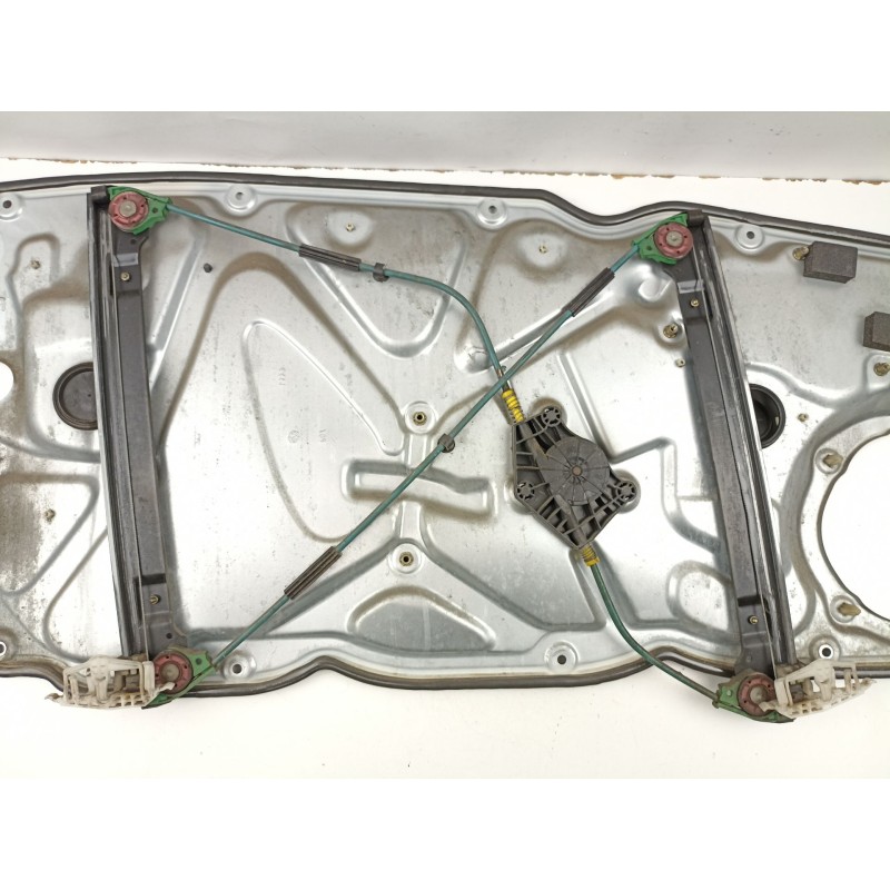 Recambio de elevalunas delantero derecho para fiat stilo multi wagon (192_) 1.9 jtd referencia OEM IAM 46831652  468102230