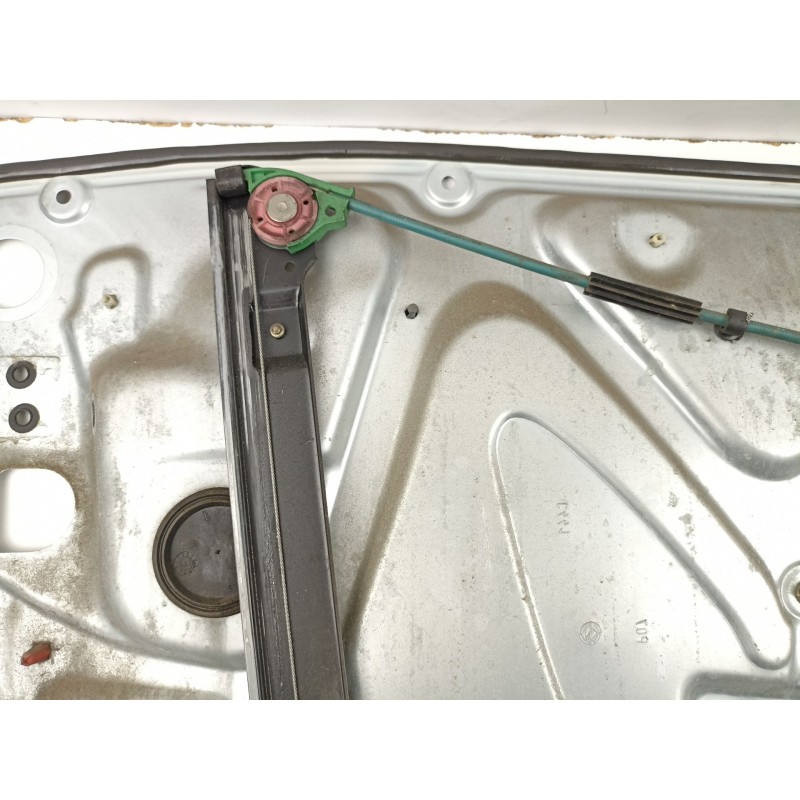 Recambio de elevalunas delantero derecho para fiat stilo multi wagon (192_) 1.9 jtd referencia OEM IAM 46831652  468102230