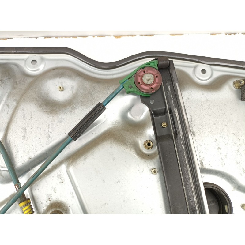 Recambio de elevalunas delantero derecho para fiat stilo multi wagon (192_) 1.9 jtd referencia OEM IAM 46831652  468102230