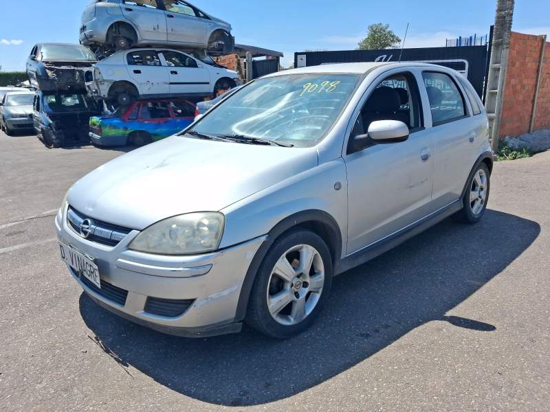 opel corsa c (x01) del año 2005