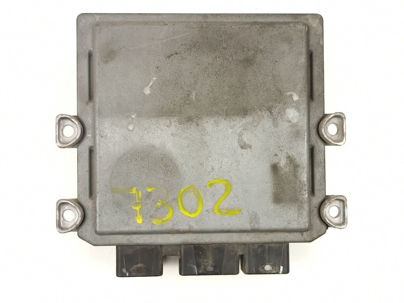 Recambio de centralita para ford fiesta 1.4 td referencia OEM IAM 6S6112A650AB 5WS40241B 