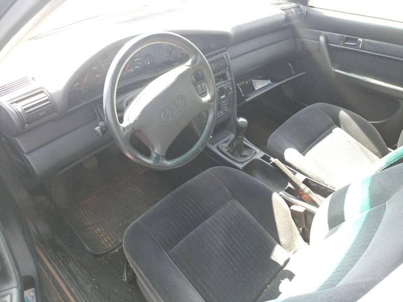 audi a6 c4 avant (4a5) del año 1994