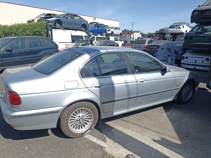 bmw 5 (e39) del año 1998