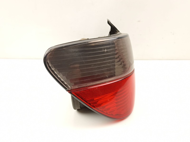 Recambio de piloto trasero izquierdo para peugeot 406 2.1 td -p8c referencia OEM IAM 6350E8  