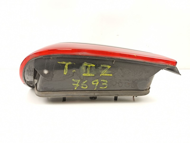 Recambio de piloto trasero izquierdo para peugeot 406 2.1 td -p8c referencia OEM IAM 6350E8  