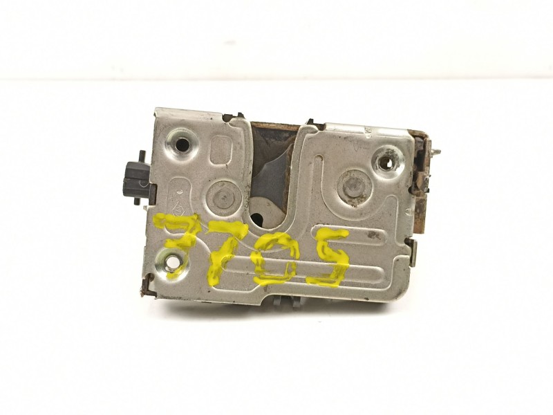 Recambio de cerradura puerta trasera derecha para dacia logan 1.5 dci referencia OEM IAM 8200214015  