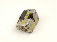 Recambio de cerradura puerta trasera izquierda para dacia logan 1.5 dci referencia OEM IAM 8200214018  