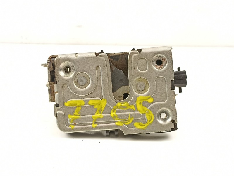 Recambio de cerradura puerta trasera izquierda para dacia logan 1.5 dci referencia OEM IAM 8200214018  