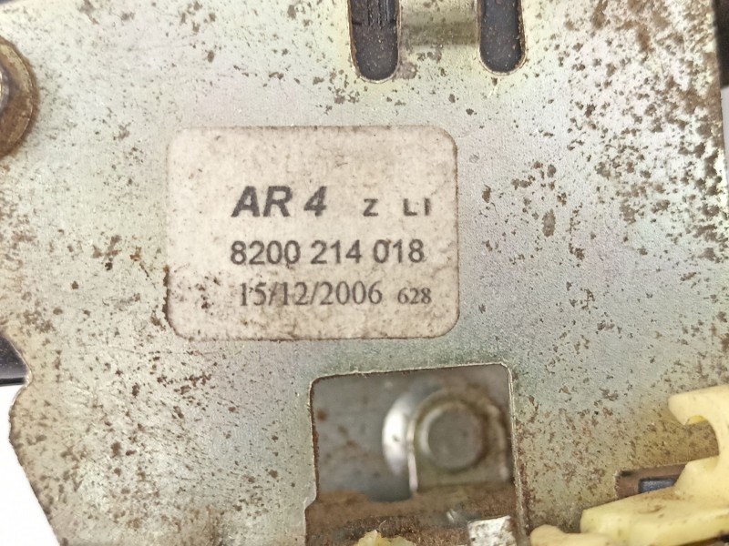 Recambio de cerradura puerta trasera izquierda para dacia logan 1.5 dci referencia OEM IAM 8200214018  